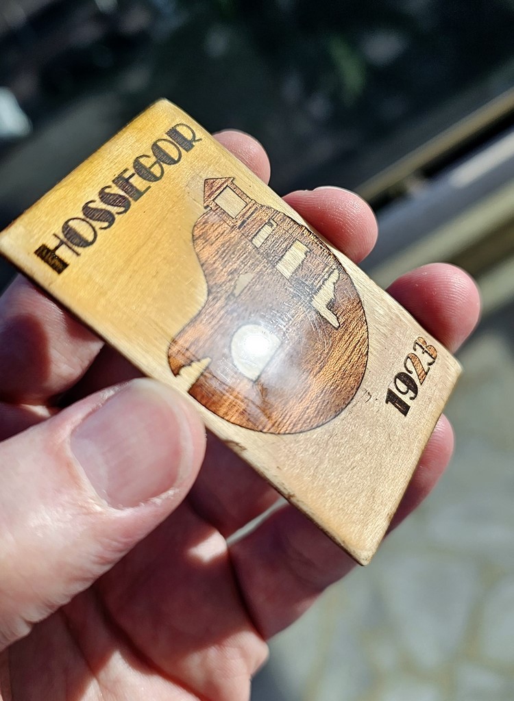 Marqueterie acajou Hossegor